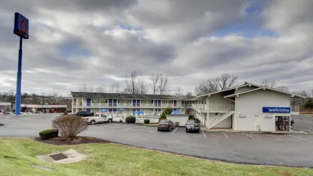 Motel 6 Elizabethtown, KY