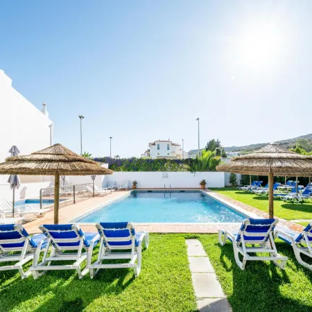 Oasis Beach Apartments