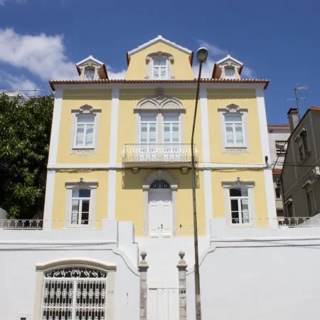 AQ 188 Guest House
