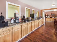 Baymont by Wyndham Manistee Hotels in Filer Charter Township