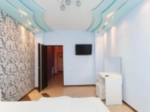 De Lyuks Hotels in Ishim