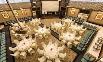 DoubleTree by Hilton Hotel Tyumen