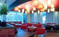 Mercure Tyumen' Tsentr Hotel - فطور