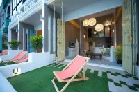 De Sea Almond Resort