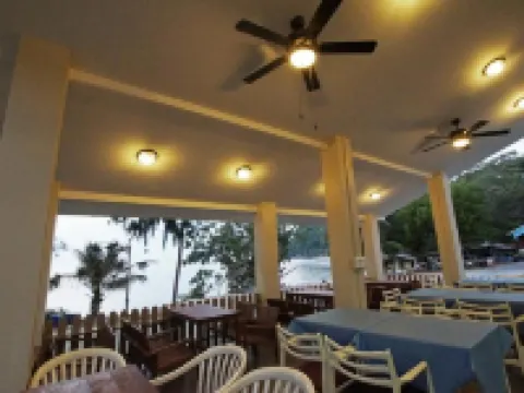 บ้านสุขิตา โรงแรมในอำเภอ แหลมสิงห์