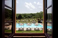 Hotel & Restaurant Casolare le Terre Rosse - Scenic