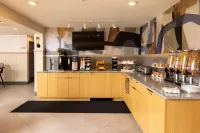 Stonecroft Inn - breakfast
