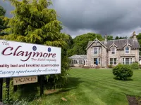 클레이모어 게스트 하우스와 아파트 피틀로크리 호텔