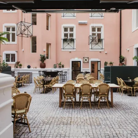 Home Hotel Victoria
