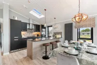 Ael-Y-Bryn - Luxury Lodge, Hot Tub, Three En-Suite Bedrooms - Haustierfreundliche