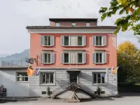 Boutique Hotel Waldegg - Self-Check-IN Các khách sạn gần Chợ Luzerner Wochenmarkt