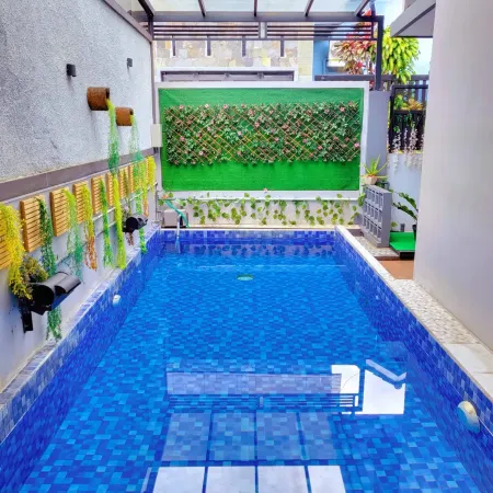 Adyvan Villa