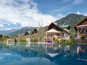 Larisa Resort Manali