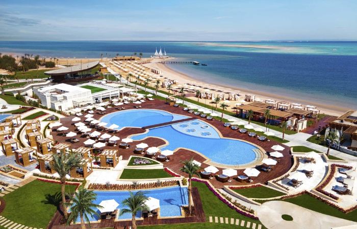 Rixos Premium Magawish Suites and Villas