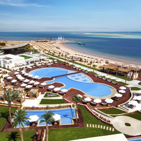 Rixos Premium Magawish Suites and Villas