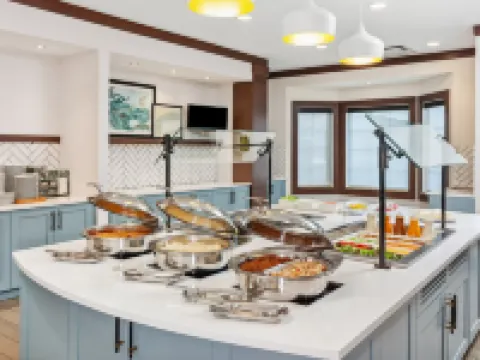 Staybridge Suites ALBANY WOLF RD-COLONIE CENTER by IHG Hotels in Colonie