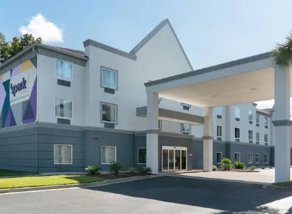 Spark by Hilton Savannah South I-95