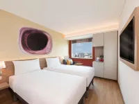 ibis Mumbai BKC Hotel in zona Atomic Energy Junior College