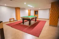 Ramada by Wyndham Murree Lower Topa Resort Hoteles en Murree Tehsil