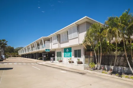 The Coast Motel Отели в г. Ейппун