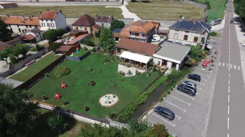 Hôtel Restaurant de l'Abbaye Hotels in Dolancourt