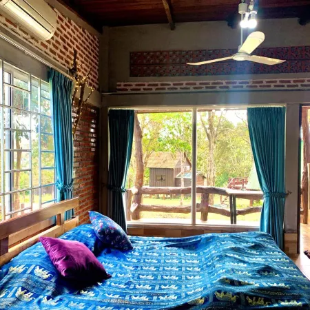 Nature Lodge
