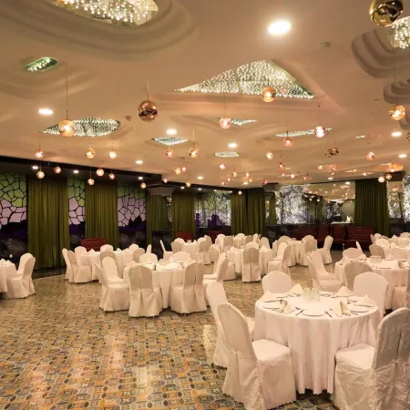 Humming Bird Hotel & Banquet