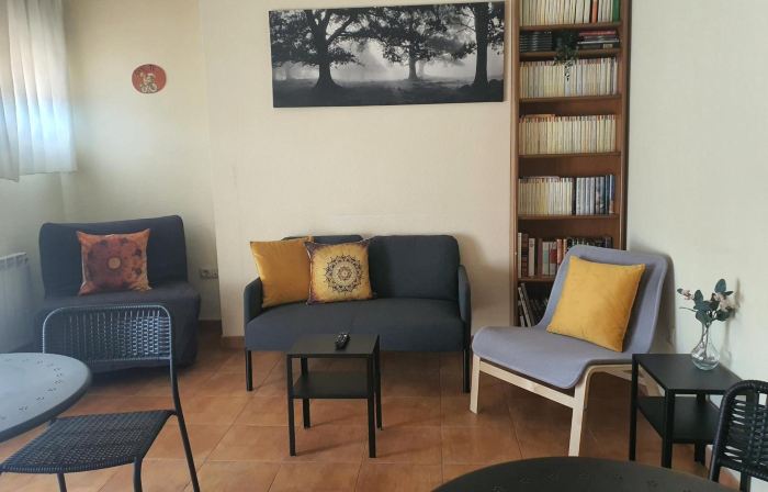 Hostal la Cigüeña Check-in Autónomo