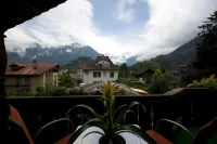 Adventure Guesthouse Interlaken - Bjergudsigt