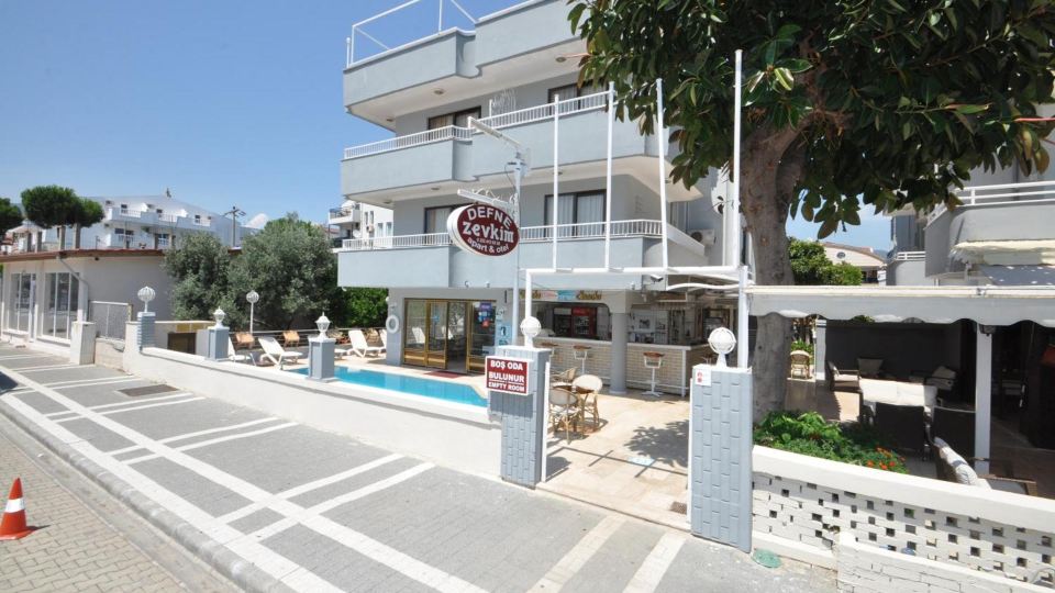 Defne & Zevkim Hotel