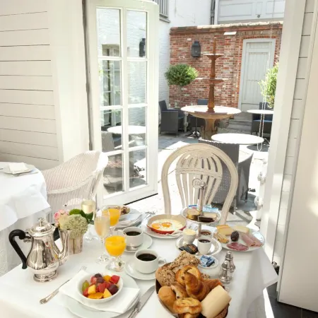 Pand 17 - Charming Guesthouse