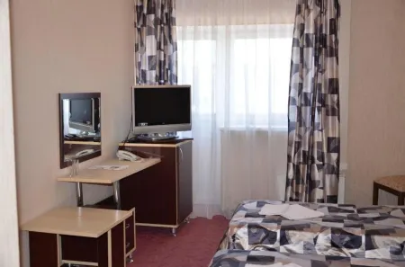 Red Hotel (Рэд Отель)