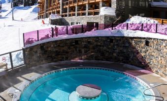 Sunshine Mountain Lodge