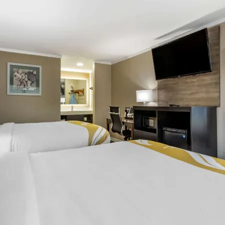 Days Inn by Wyndham Pawleys Island