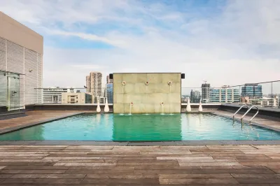 더 엠프레사 호텔 안데리 웨스트 호텔