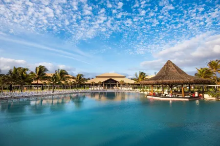 Vila Galé Resort Cumbuco - All Inclusive Отели рядом с достопримечательностью «Praia de Cumbuco»