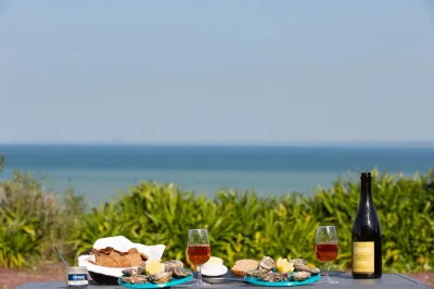 Les Maisons de la Métairie du Vauhariot-Piscine Couverte et Vue Mer-Résidence Hôtelière Hotels near CORD(e)