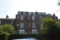 Holmwood House Guest Accommodation Hotel a 