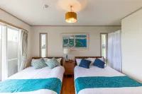 Hermit Hills Okinawa  -Seven Hotels and Resorts- - Dağ Manzaralı