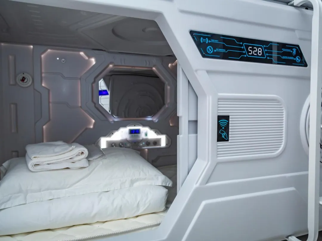 Kiwi Capsule Hotel - Bangkok