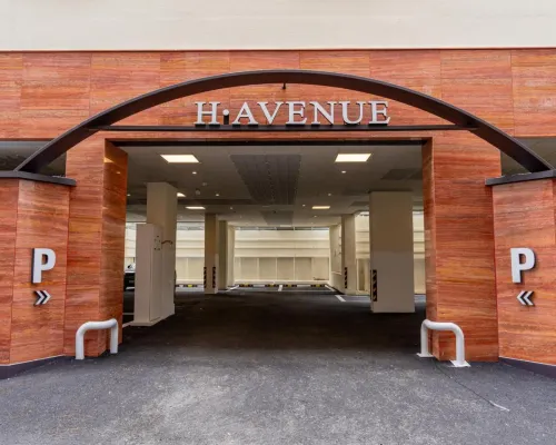 H-avenue hotel moonhyeon Hotels near Busan Bank