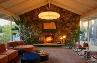 The Capri Hotel Hotels in Ojai