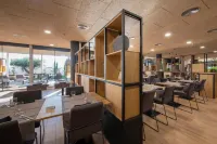 塔拉克公園塔拉戈納酒店 - 早餐