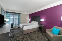 La Quinta Inn & Suites by Wyndham Latham Albany Airport Hotels in Latham