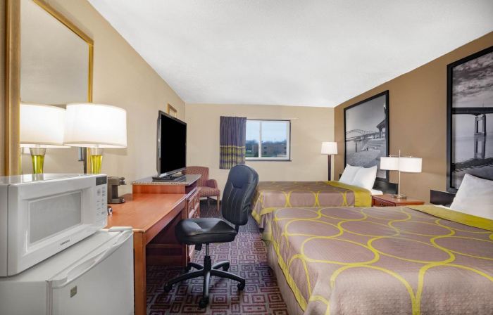 Super 8 by Wyndham Fort Madison
