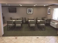 La Quinta Inn & Suites by Wyndham Stevens Point スティーブンズ・ポイントのホテル
