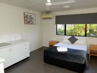 Summit Motel Hotels in Townsville