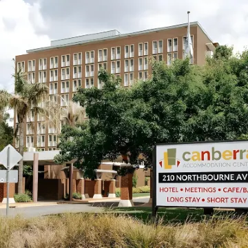 Canberra Accommodation Centre Hotels near Mount Ainslie