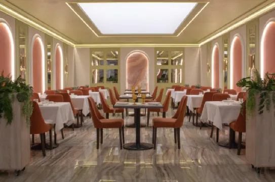 АМАКС Премьер-отель