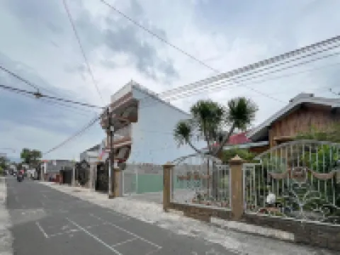 Urbanview Syariah Hotel Kanigara Batu